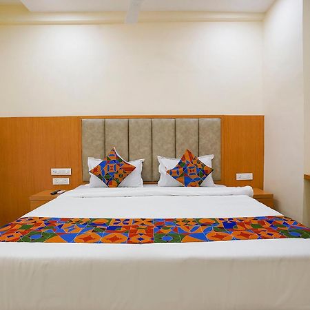 Fabhotel 7 Square - Nr Bkc Bombay Esterno foto