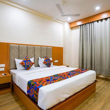 Fabhotel 7 Square - Nr Bkc Bombay Esterno foto