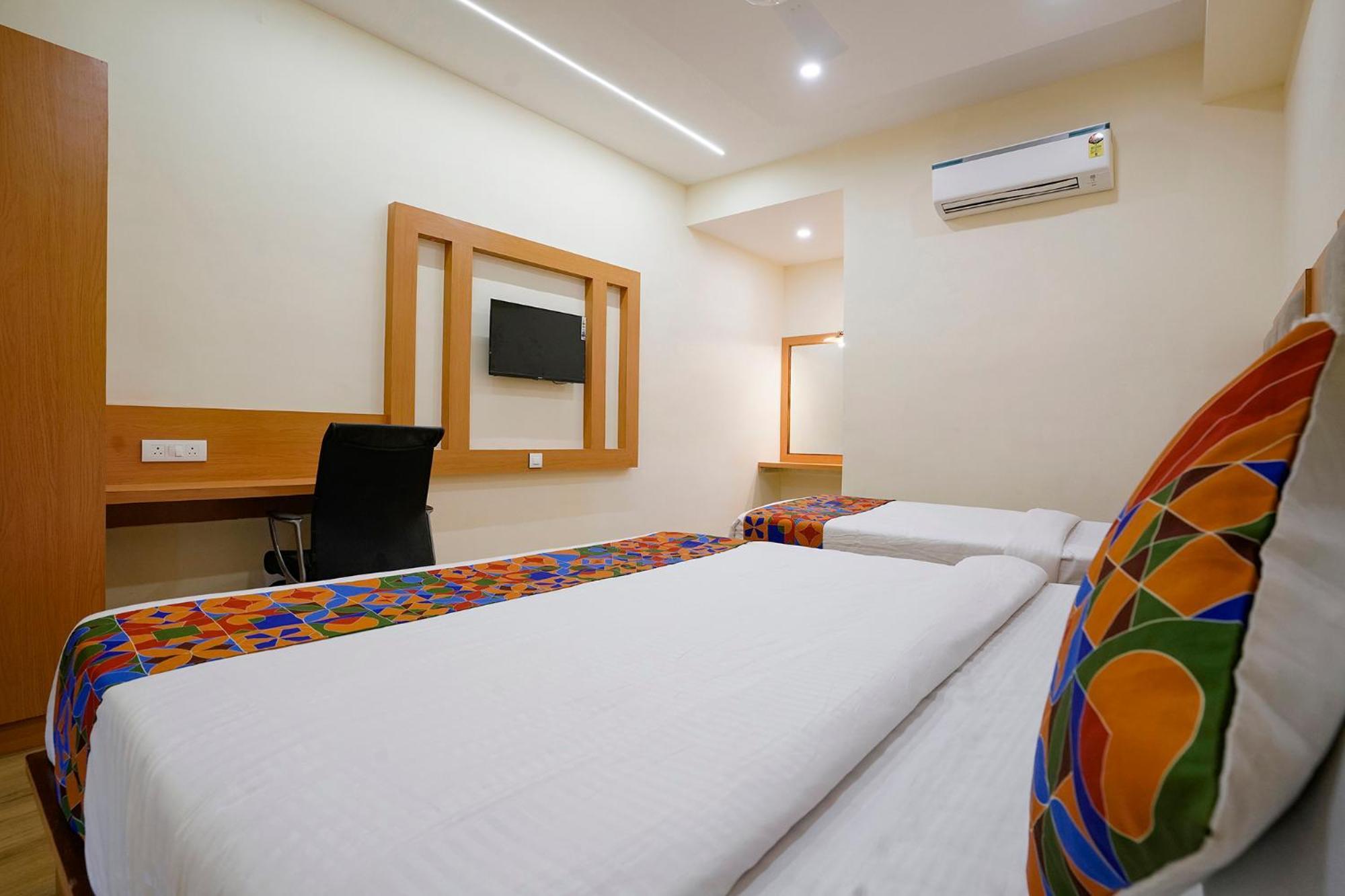 Fabhotel 7 Square - Nr Bkc Bombay Esterno foto