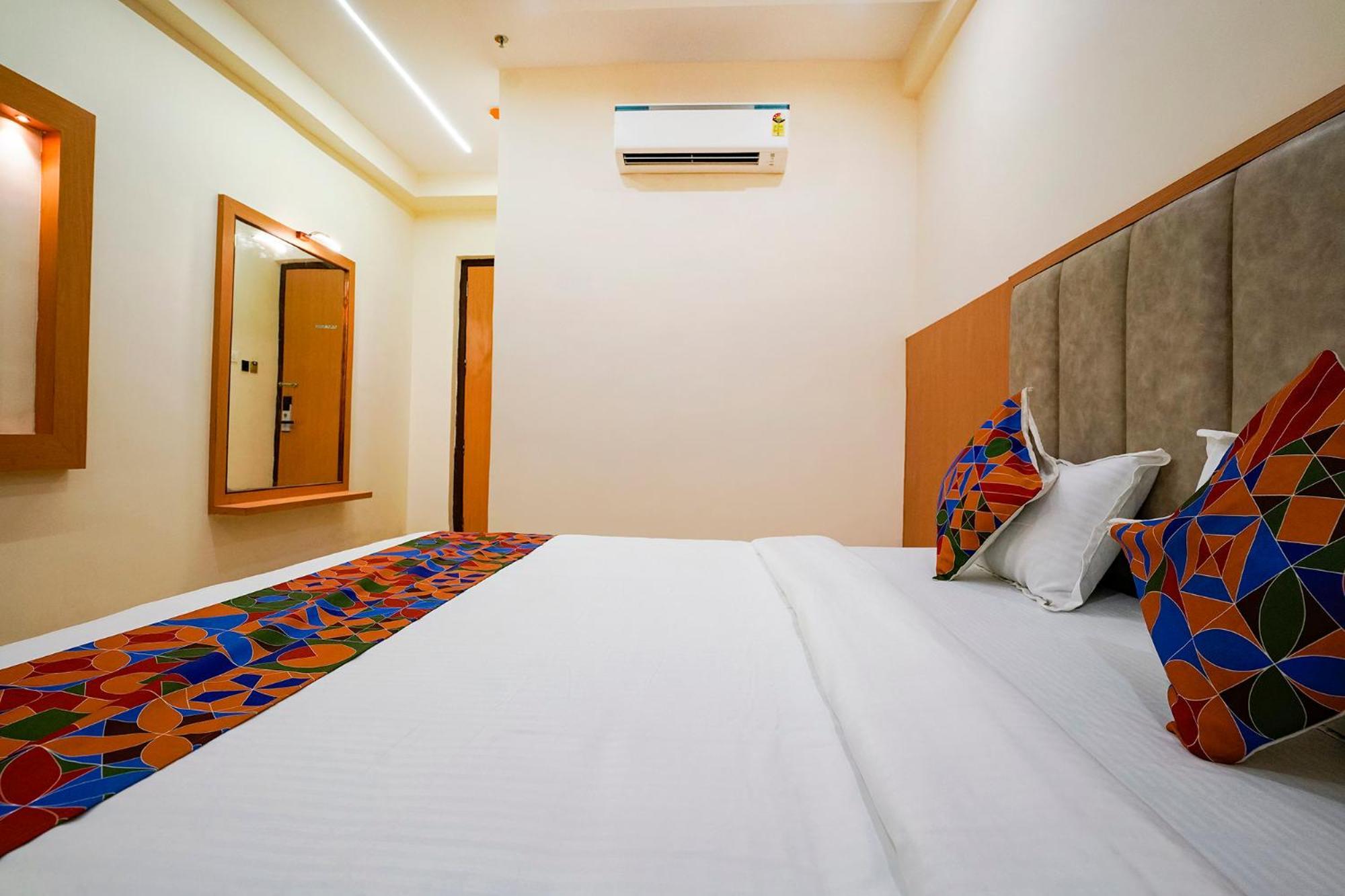 Fabhotel 7 Square - Nr Bkc Bombay Esterno foto