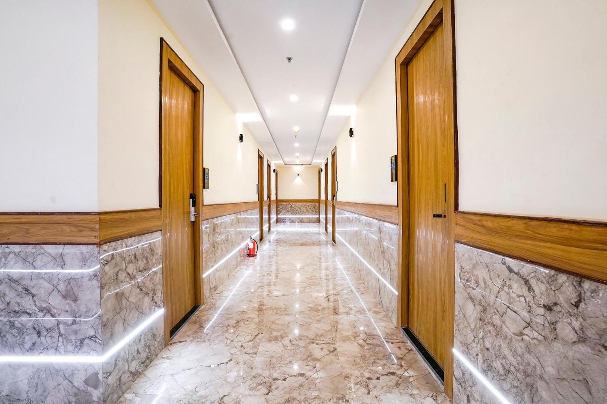 Fabhotel 7 Square - Nr Bkc Bombay Esterno foto